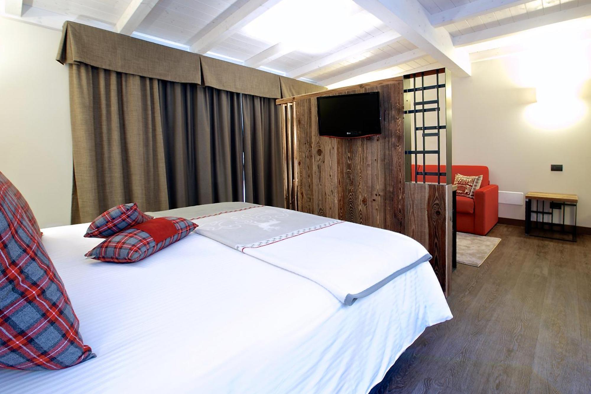Olimpia Hotel Bormio Kültér fotó