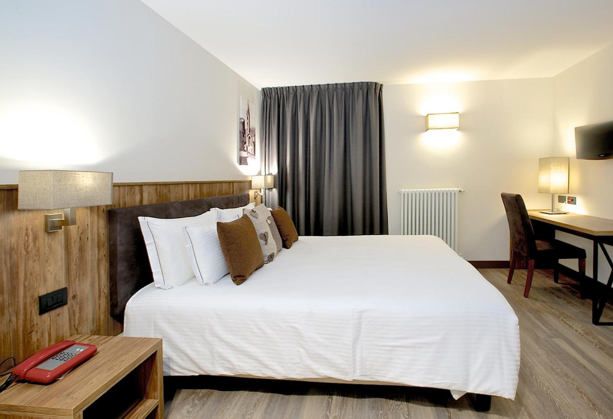 Olimpia Hotel Bormio Kültér fotó